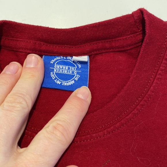 Adidas T Shirt - Picture 3 of 6